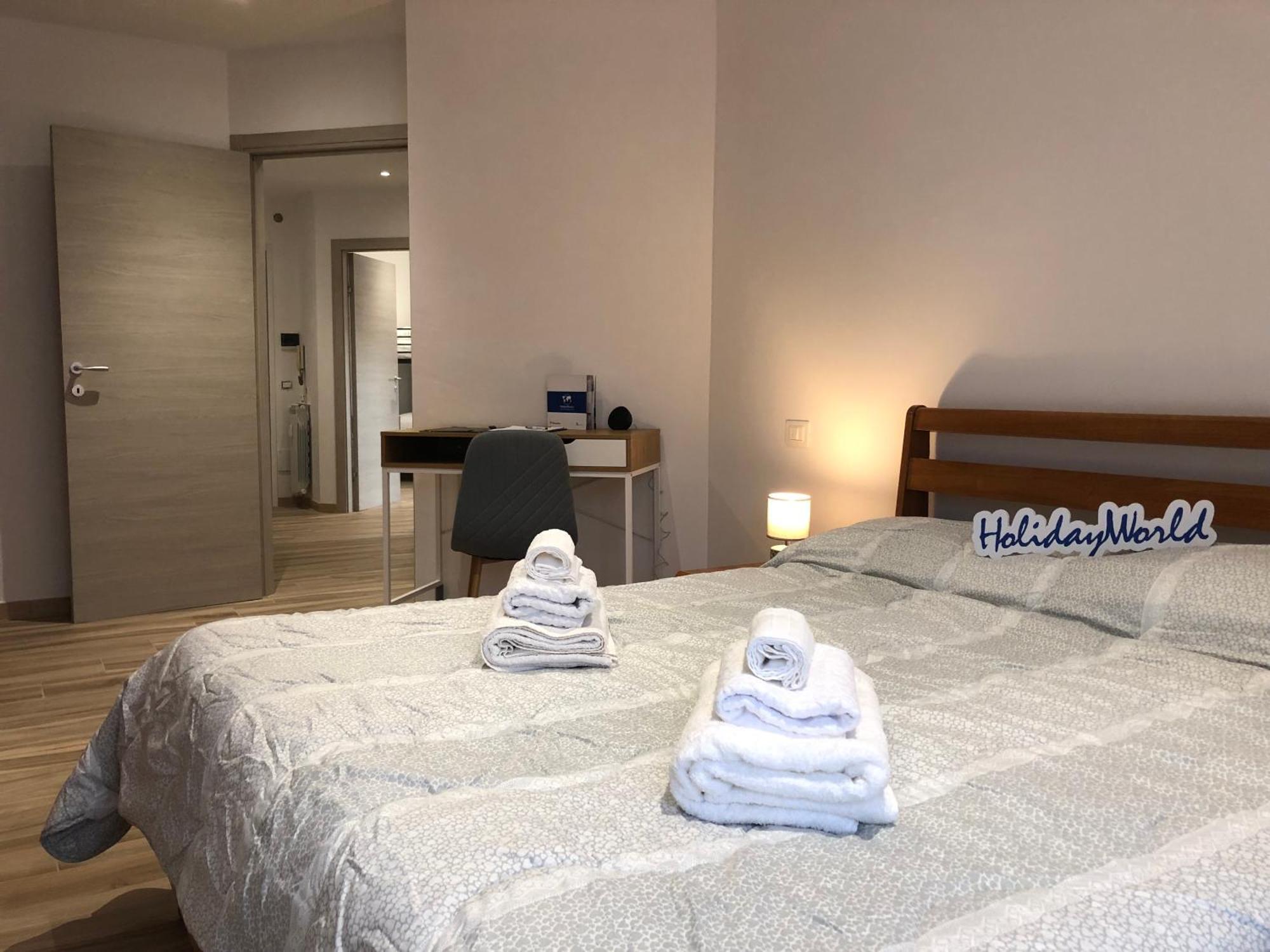 Laura'S House By Holiday World Aosta Esterno foto